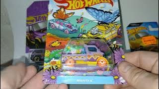 Diecast Hot Wheels specials from the Netherlands. 