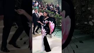 Образ Деми Мур На Met Gala #Shorts