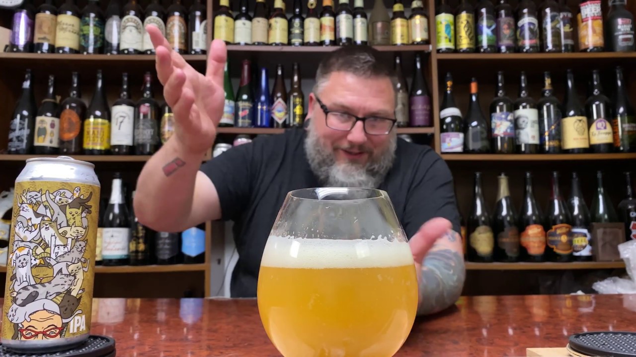 Massive Beer Review 2434 12 West Brewing Amarillo & Cashmere Hazy Cat Lady IPA