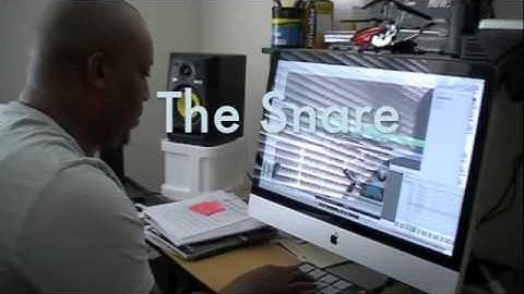 Guzy doing some music sampling in Logic 9