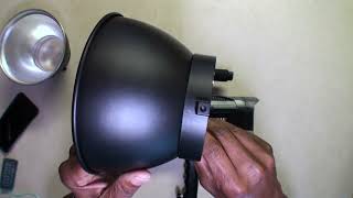 Andoer 7 Reflector Diffuser with 60° Honeycomb Grid.
