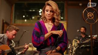 Video thumbnail of "Ania Karwan - Czarny Świt (Poplista Plus Live Sessions)"