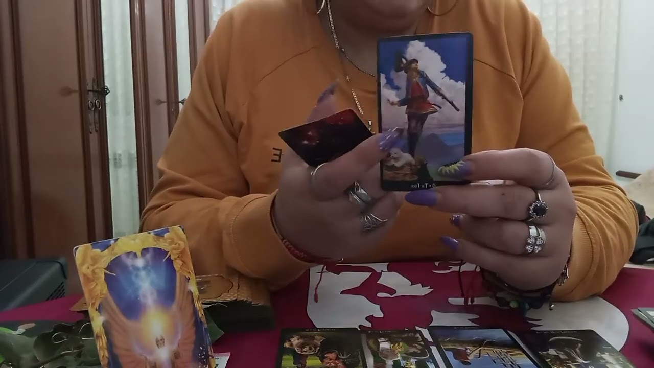 Tauro ♉ 2 personas 2 problemas,no hagas nada tu ex quiere arruinarte el otro hablarte de ❤️