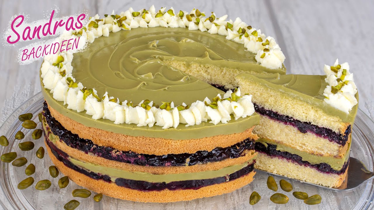 Blaubeer Torte mit Pistaziencreme - leckeres Rezept für eine kleine Torte / Blaubeer Zauber