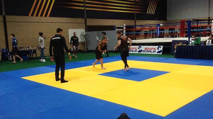 SSJAUSF Fight 1 no gi vs Gary in via gullotine