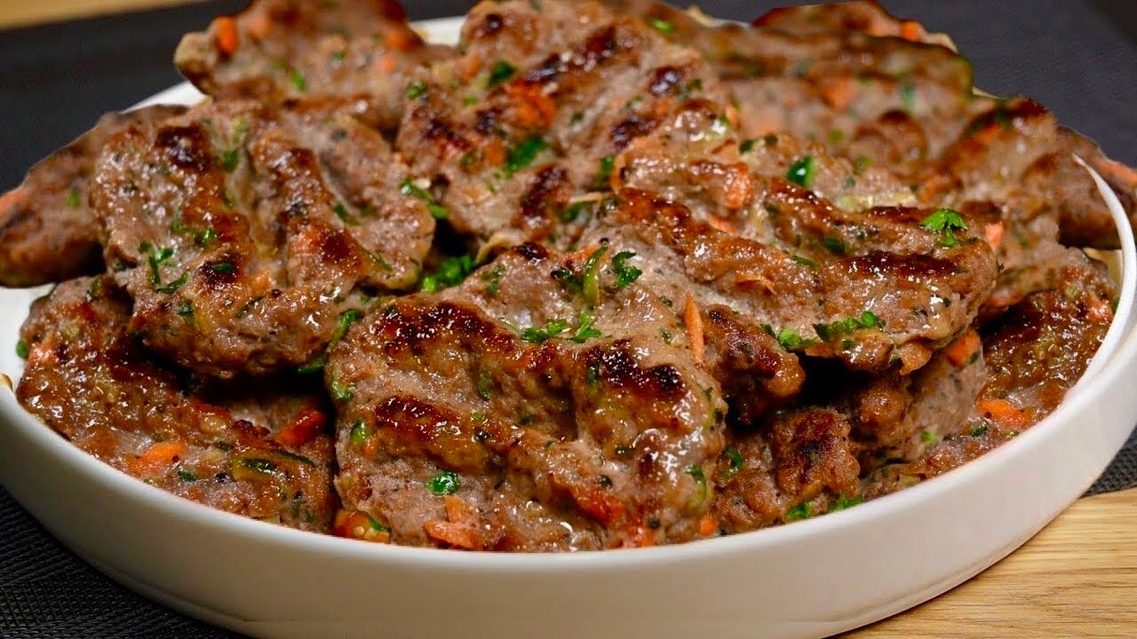 ازاي نعمل أكلة حلوة بأقل مجهود؟ وصفات غداء ضد الزهق، طاجن أو كباب أو صينية أو كفتة، بتحبوا إيه أكتر؟