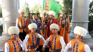 Türkmen Dans Grubunun Muhteşem Gösterisi Nefesleri Kesti