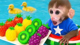El Lindo Mono Dudu Va A Comprar Jugo De Arcoíris Y Nada Con Patitos En El Parque