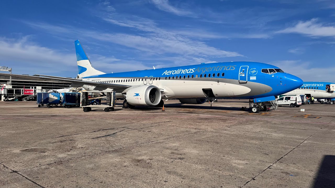 Probando Aerolíneas Argentinas! Buenos Aires🇦🇷 - Montevideo 🇺🇾 | B737-MAX [FULL FLIGHT REPORT]
