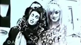 NINA HAGEN & LENE LOVICH 1988 Scene from the movie 'Dandy' #ninahagen #lenelovich