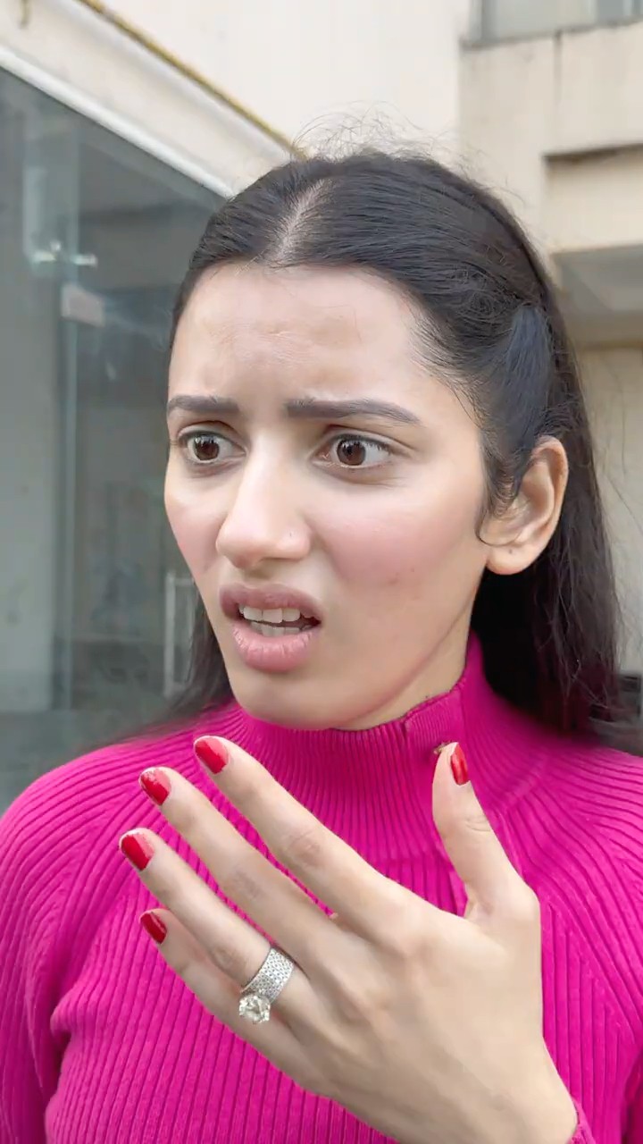Baccha Hua Hai ? #neetubisht #funnyvideo #trending #short #youtubeshorts