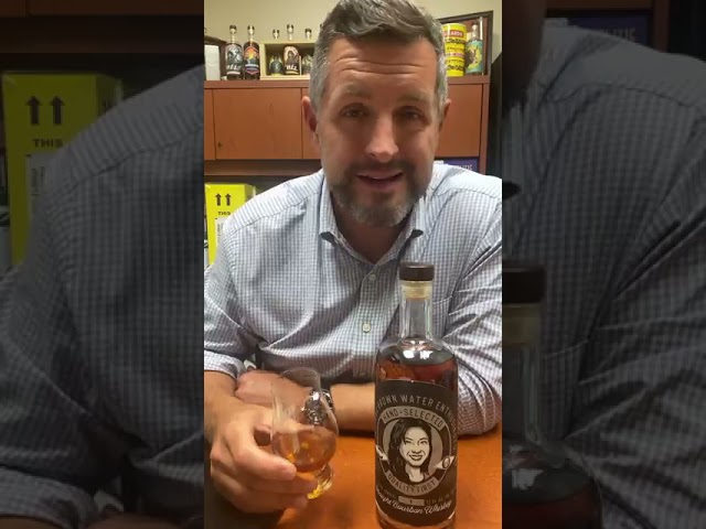Bourbon Club Make’s it BIG – NEW IBWE Small Batch Bourbon