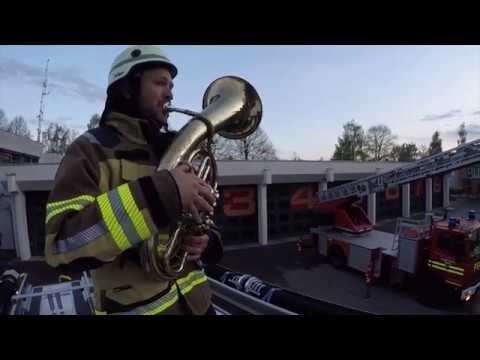 Update Feuerwehr Garching: Bayern Hymne über den Dächern unserer Stadt