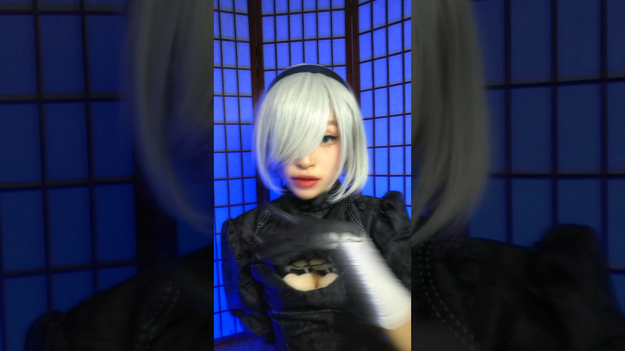 Gotta love transitions #cosplay #cosplayer #anime