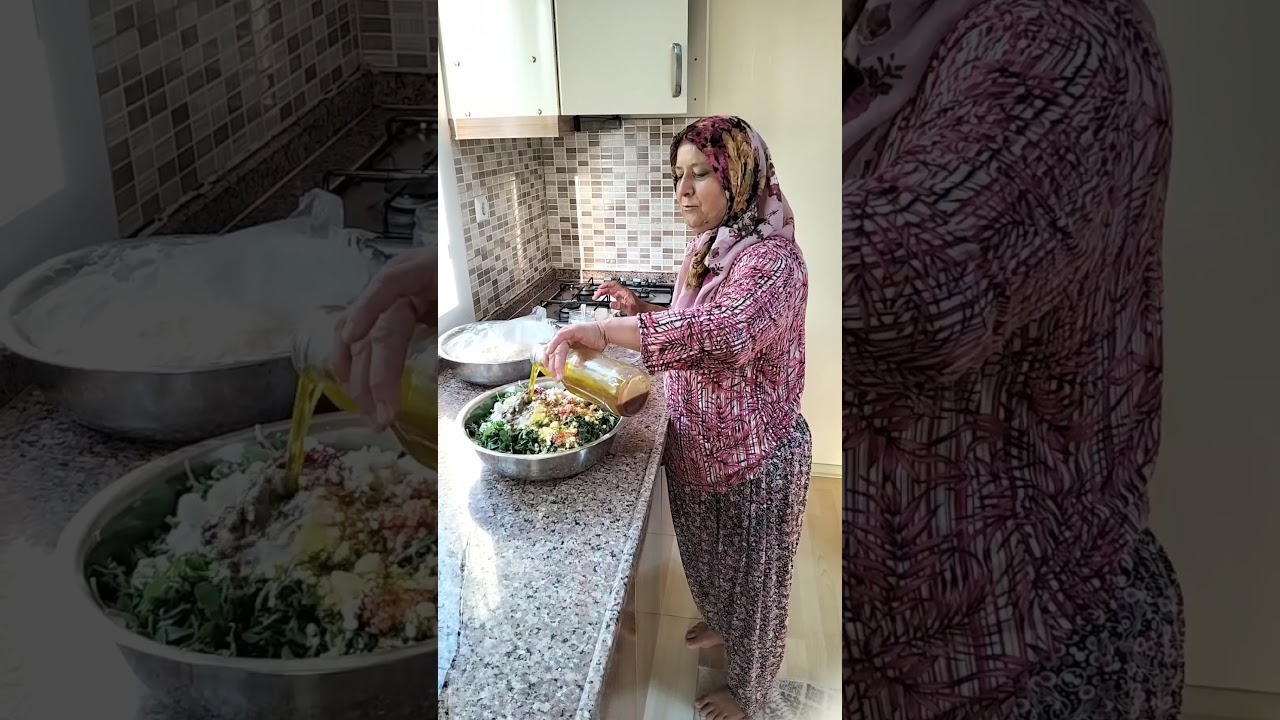 Semizotuyla loru karıştırdım börek yaptım. #food #yemektarifleri #yemek #köyhayatı #keşfet  #mersin