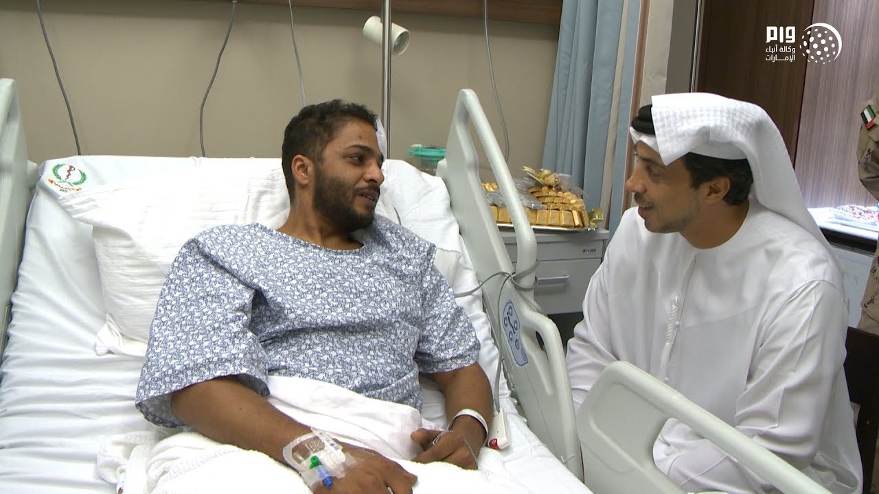 منصور بن زايد يزور مصابي وجرحى الواجب الوطني
