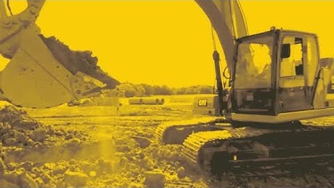 Cat® Excavators with Ryan Neal: Operator-First Design