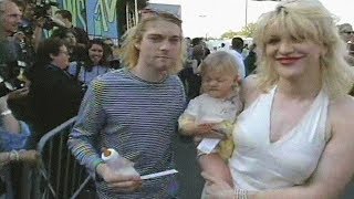 Kurt Cobain and Courtney Love - MTV VMAs 09/02/93