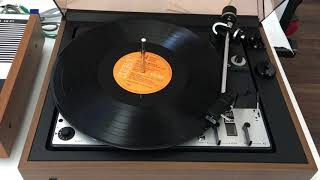 Dual 1228 Turntable - record changer demo (Video 1)