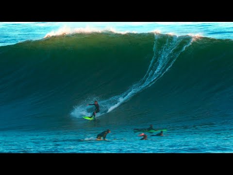 Surfing at Steamer Lane Santa Cruz - Black Friday - 4KHDR60FPS