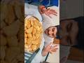 Gujiya Recipe 😋 #holispecial #happyholi #gujiya #recipe #no1trending #ytshorts #cheersmayank #viral