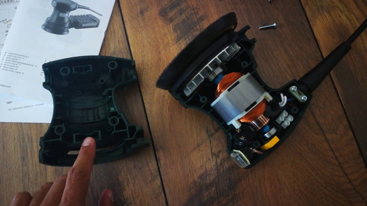 Dismantling random orbital sander 