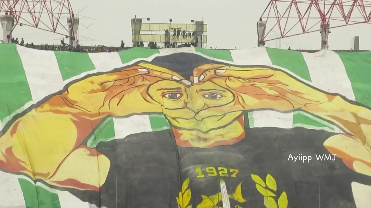 KEREENN !!! Koreo 3D Bonek (Persebaya vs PSIS) - YouTube