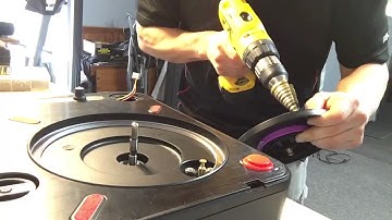explaining my method for reinstalling the rubber belt on the pt01