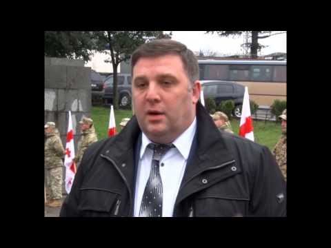 დავითობის დღესასწაული დავით აღმაშენებლის ძეგლის პატივგებით დაიწყო