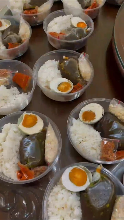 PROF RAWON ... ILMU RASA DALAM SEMANGKOK RAWON🥣Dimasak oleh koki asli Surabaya dengan bumbu rempah😋