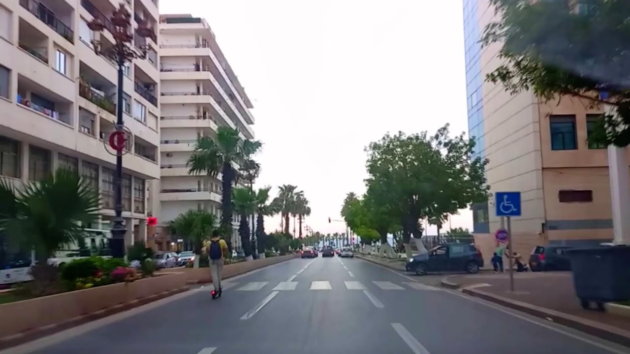 جولة رائعة بين ساحة الشهداء وباب الواد BAB ELOUED KITTANI SCENIC DRIVE