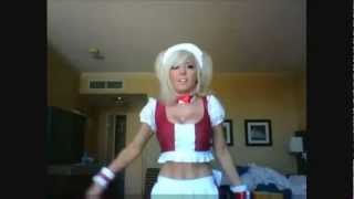 Jessica Nigri jumping up and down