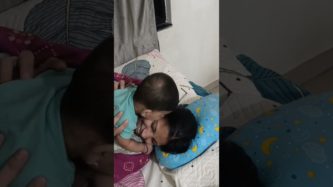 The sweetest little moment with my Prachit 🥹❤️
His tiny fac