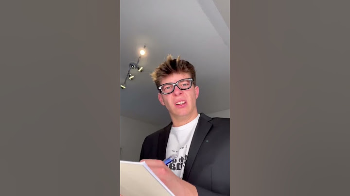 Hausaufgaben in der Schule... #shorts #comedy #funnyshorts #shortsviral #viral #viralcomedy
