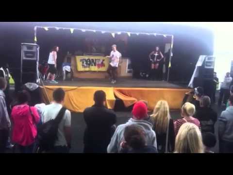 Heat wave Dance Battle