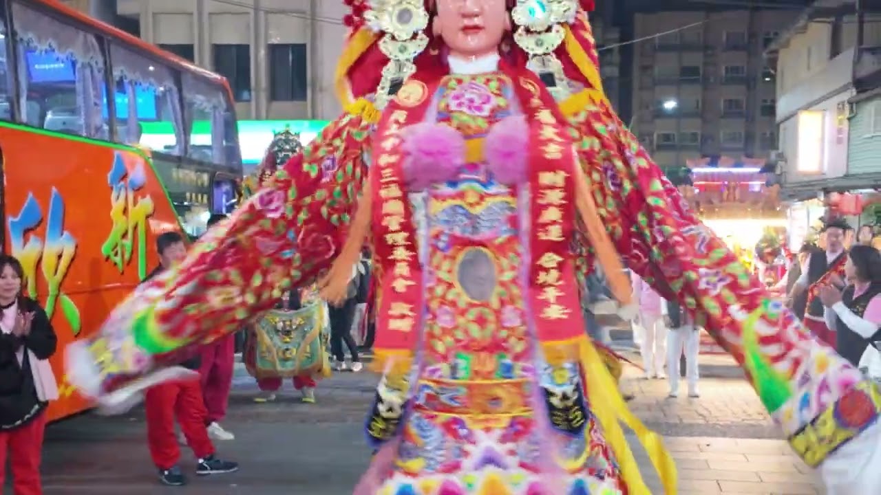 台中妙玉宮一年一度的遶境即將開始全台唯一的超強陣頭要來了！你看過全女子扛媽祖神將嗎？想親眼見小朋友扛太子童仔、最美媽祖乩身嗎？台中妙玉宮 一年一度的遶境即將開始