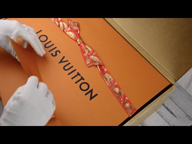 NEW Louis Vuitton Neverfull MM Empreinte Leather (UNBOXING / REVIEW) 