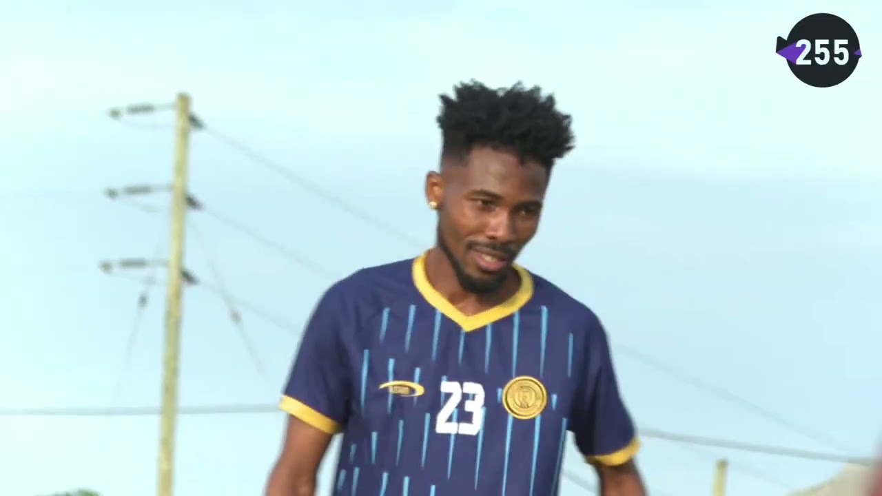 AZAM FC WAKIWA MAZOEZINI