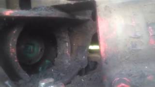 краткий обзор ремонта задней опоры карданного вала  на тракторе т 150к