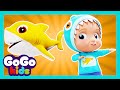 Baby shark dance  daddy finger finger family song  gogo kids  nursery rhymes