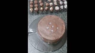 Three tier/ layer cake stacking tutorial #shorts