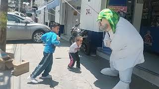 Doctor Simi Bailando , León Santy