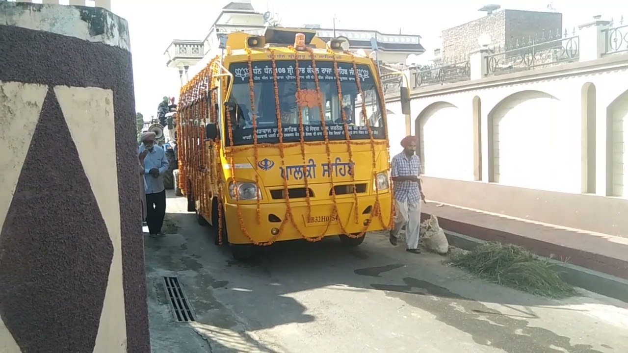 Nagar kirtan Raja Sahib g vill.. Nagra Bally longia new video subscribe my channel 