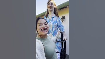 World’s tallest woman meets woman with largest mouth 🥰