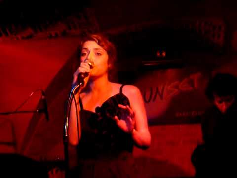 Emma Daumas Sunset 26/11/09 Extrait Reprise Free F...