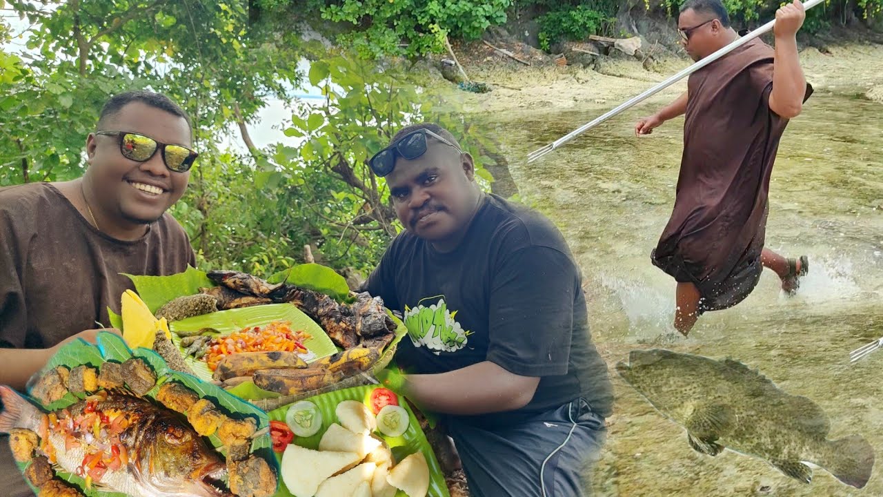 Турист настолько увлекся рыбалкой, что потерял дорогу домой.