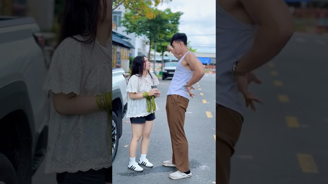 No way out now, buddy [Kindzilla] # kindzilla #funny #shorts #hero #kindness #justice