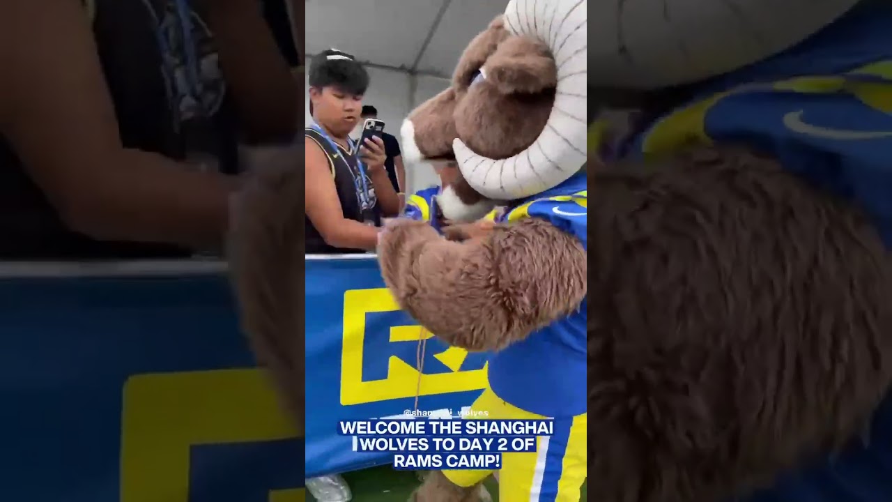 Shanghai Wolves visit the LA Rams Summer Training Camp 2023