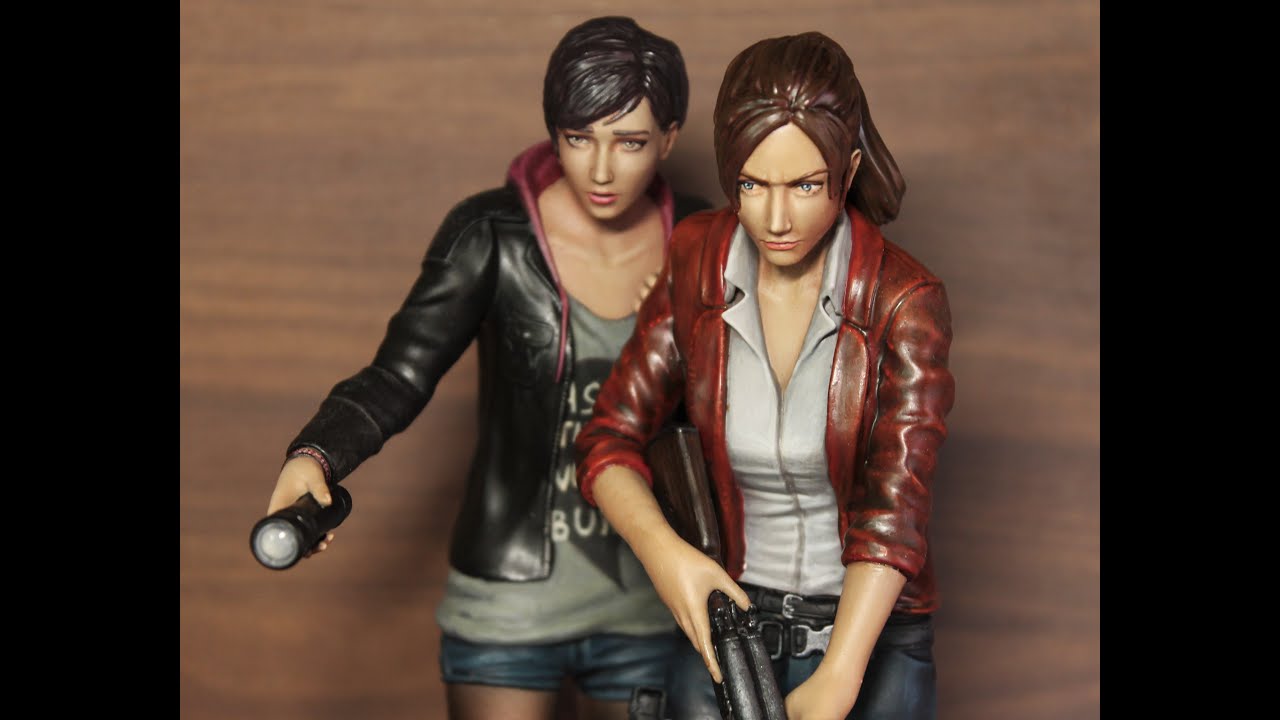 Claire Redfield and Moira Burton Resident Evil fanart statue showcase