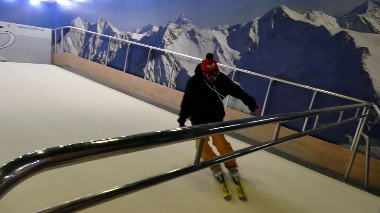 Indoor ski slopes simulator for skiing indoor (endless ski slopes ski